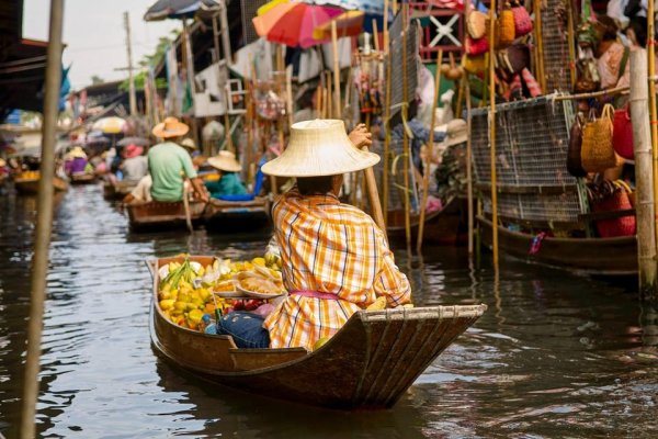 Bangkok : Marché de Damnoen Saduak et Marché ferroviaire de Maeklong par Nok