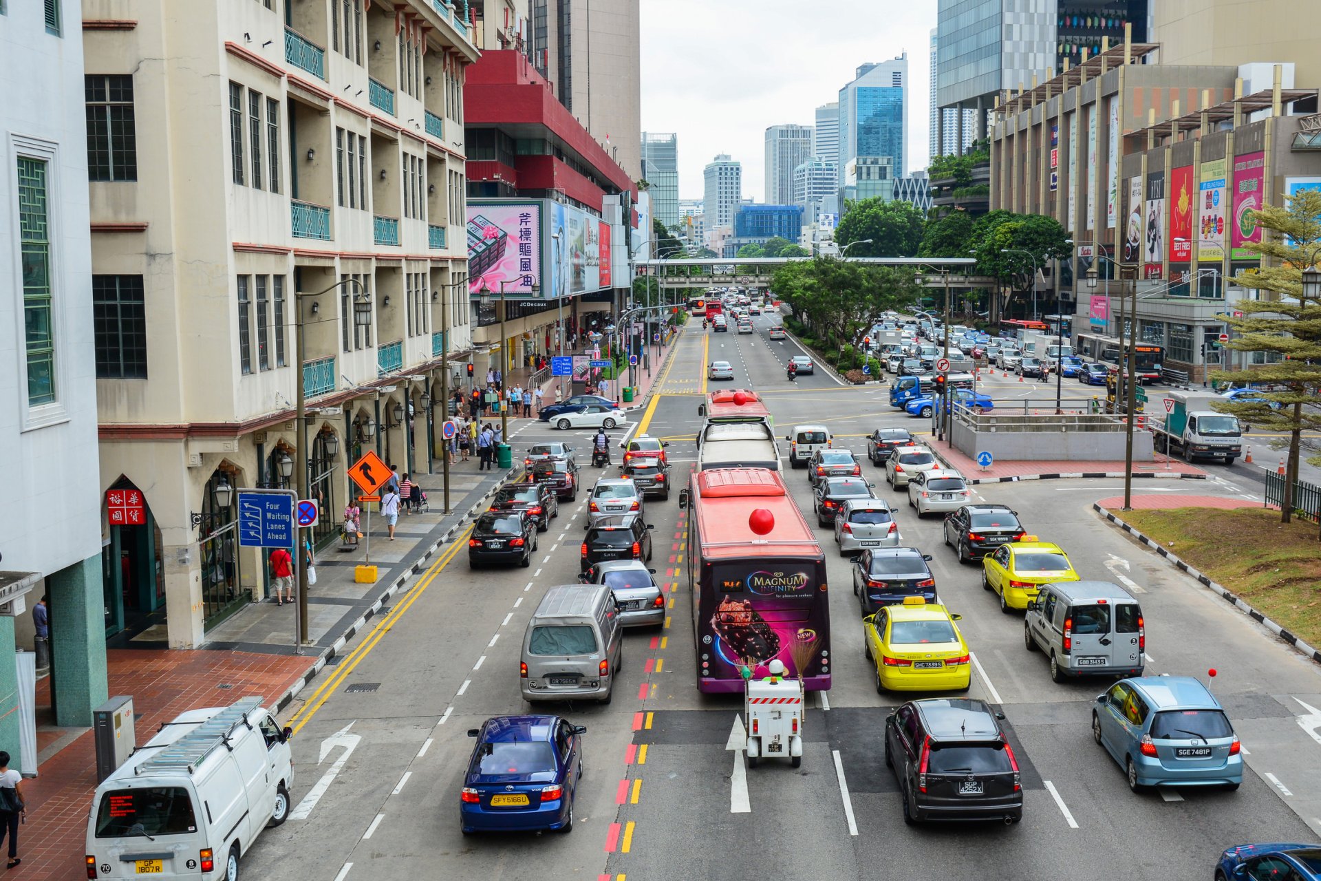 Comment se déplacer facilement à Singapour : métro, bus, Grab