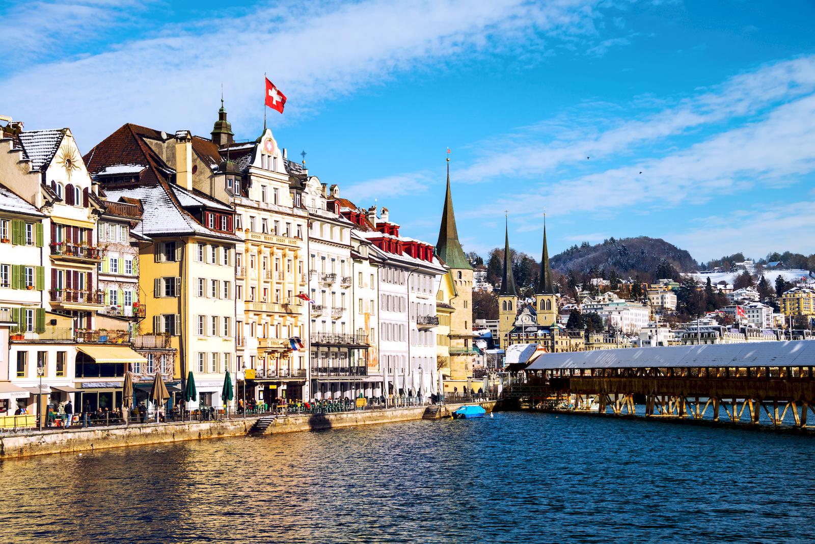 Guide francophone sur Suisse